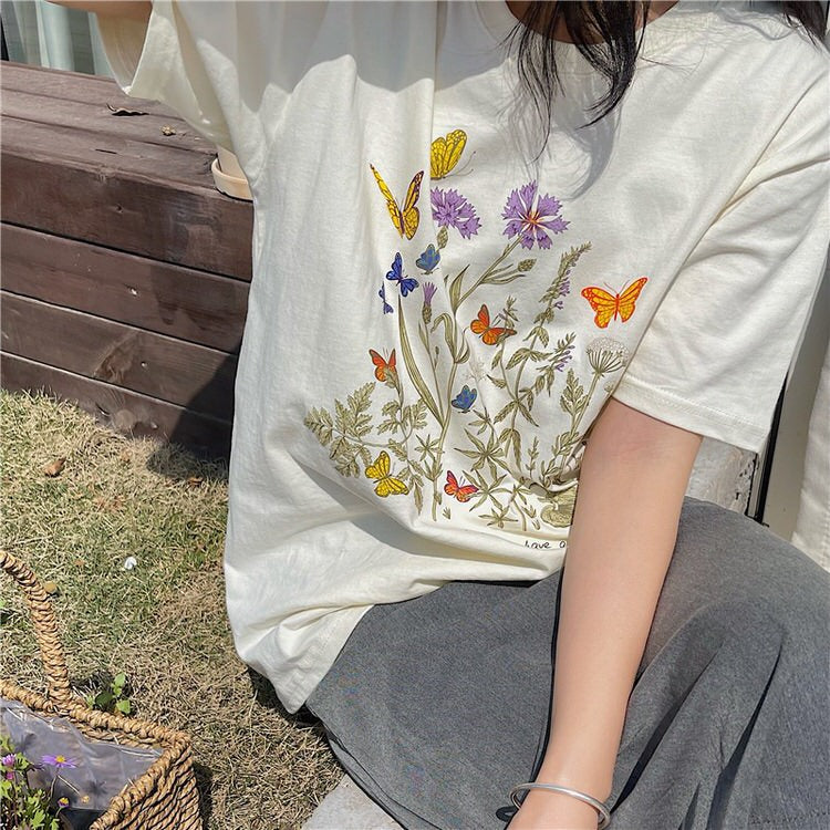 Plant Mom Aesthetic Graphic T-Shirt
